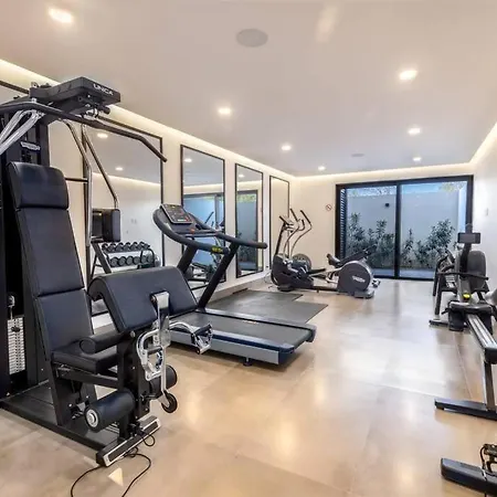 Endless Summer: Oceanview Condo with Pool, Steps from Beach Cabo San Lucas Exterior photo