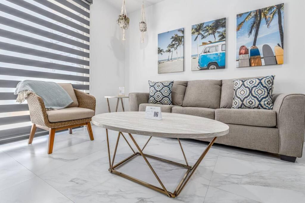 Apartment Endless Summer: Oceanview With Pool, Steps From *